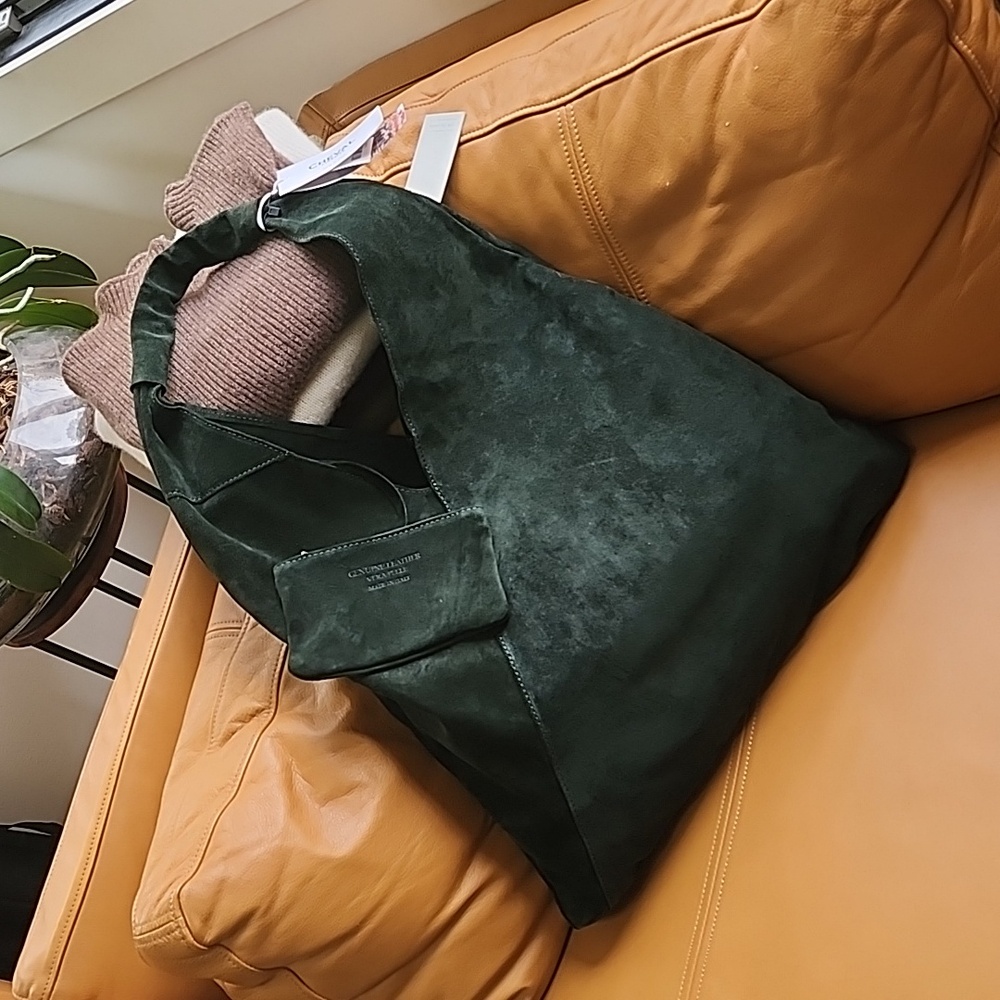 🇮🇹 soft suede bag